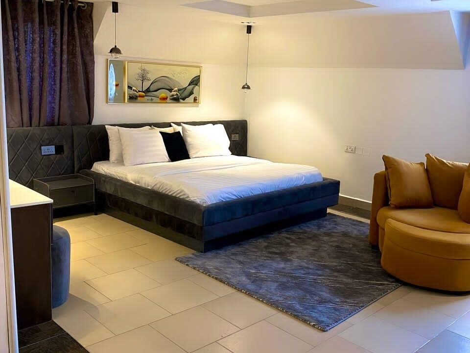 Onah's 3 Bedroom Shortlet Apartment Wuye
